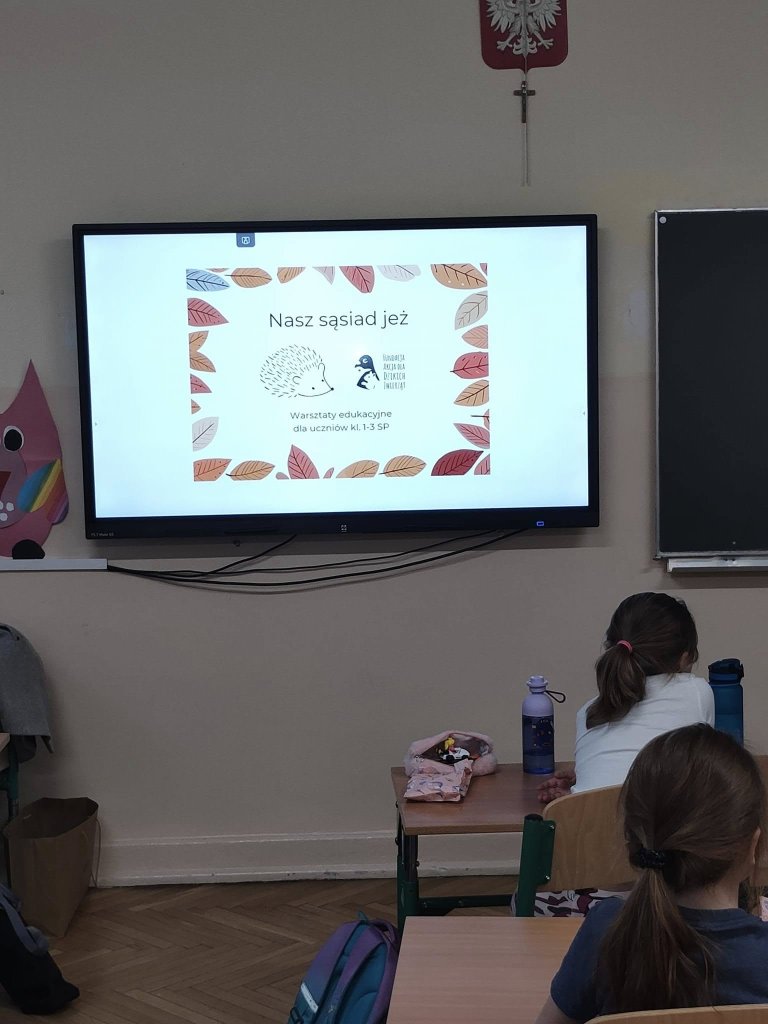 Warsztaty o jeżach w ramach projektu ” Ogród z klasą”