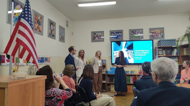 Wizyta amerykańskich profesorów ekonomii i edukatorów edukacji finansowej