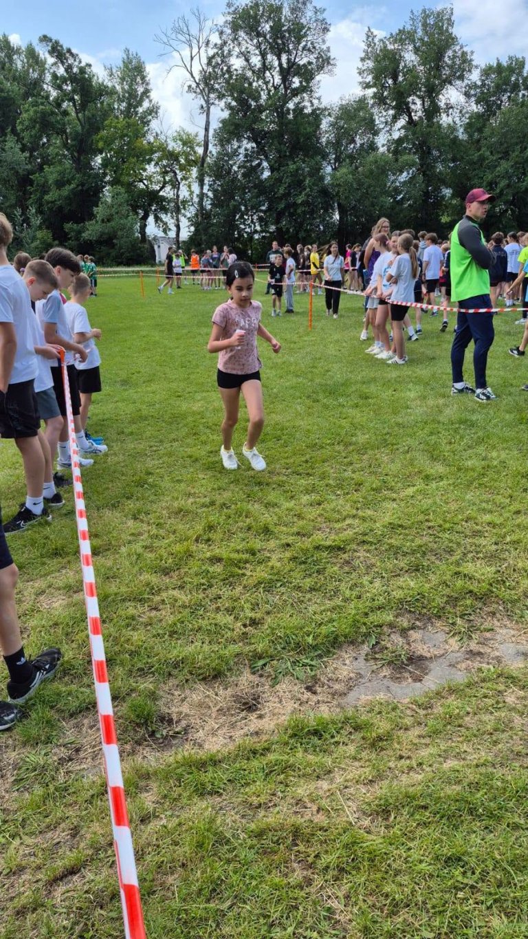 Biegi Przełajowe w ramach Krakowskiej Olimpiady Młodzieży.